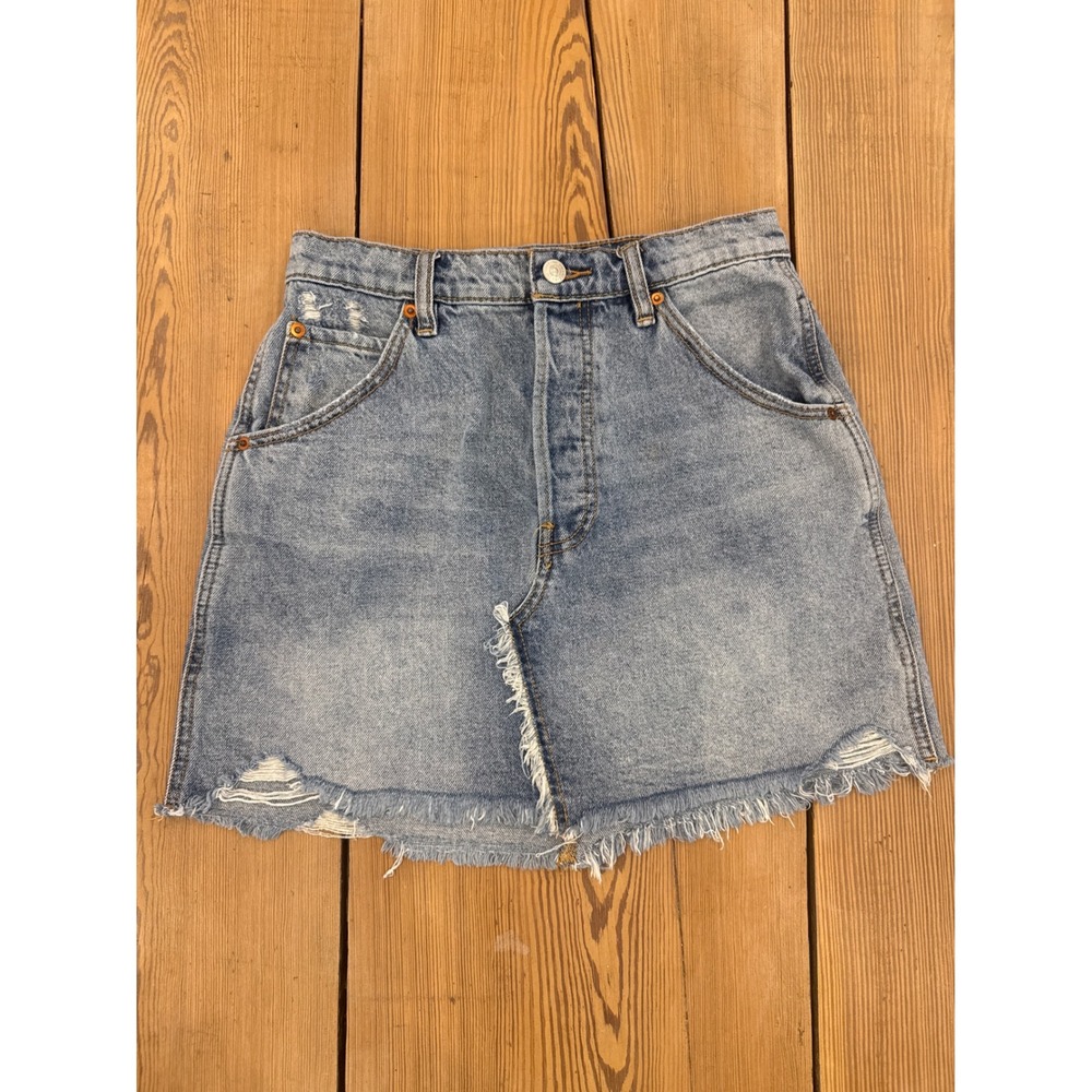 We The Free Free People Brea Cutoff Distressed Denim Mini Skirt Light Wash Sz 27